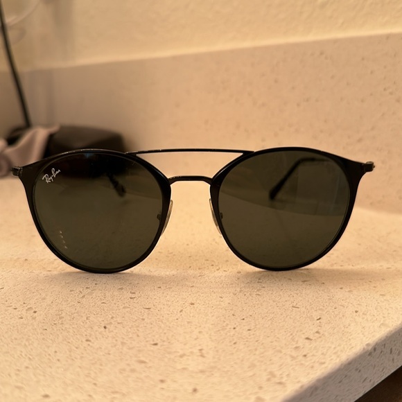 Rayban Sunglasses - Picture 3 of 5